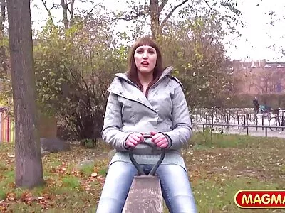 Un jeune homme non exigeant a filme xxl arab un homme atteint d'un cancer