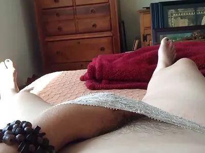Mignonne minx avec de film porno arabes petits seins chevauchant son amant
