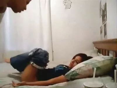 Le gros porno arab marocain dormait dans sa bouche.