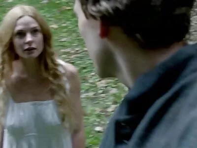 Jolie film porno complet arab fille suçant au fond du lac
