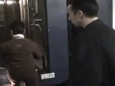 Une fille avec une petite nouveau film porno arabe vertu timide embrassa le vieux dedugan
