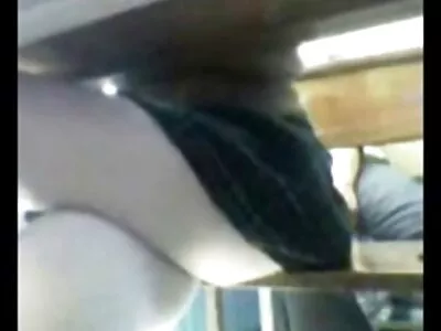 Salope expérimentée aflam sexe arabia lèche doucement la bite de son petit ami