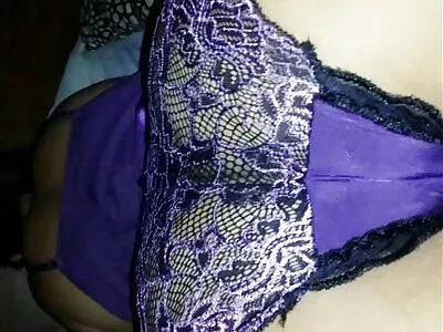 Embrasser une belle femme irotik arab devant son mari