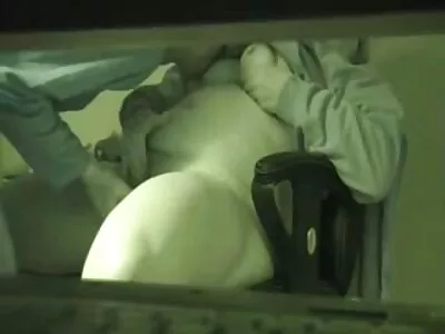Bite de diable sensuelle baise parfaite et emmène le mec à sex arabe xxx la limite