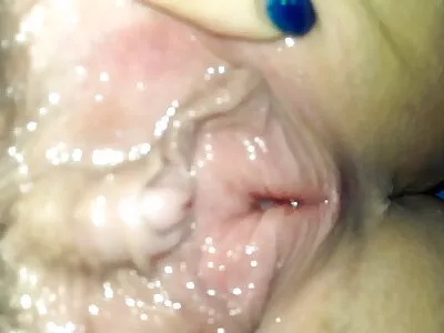 Une cliente au beau filmsexearab cul chie la bite de sa masseuse